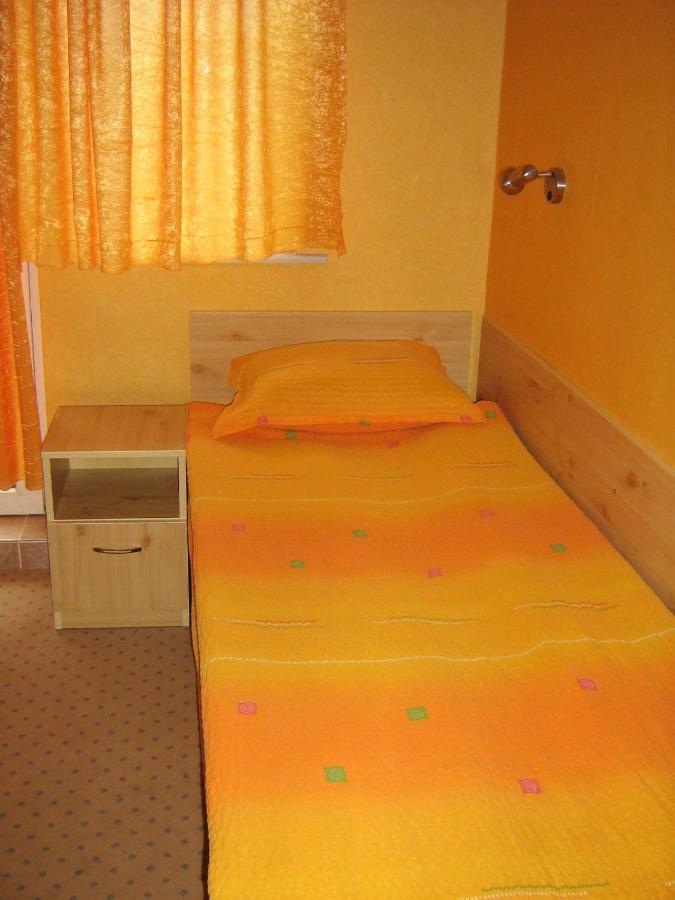 Hotel Maritsa Ljubimec Kültér fotó