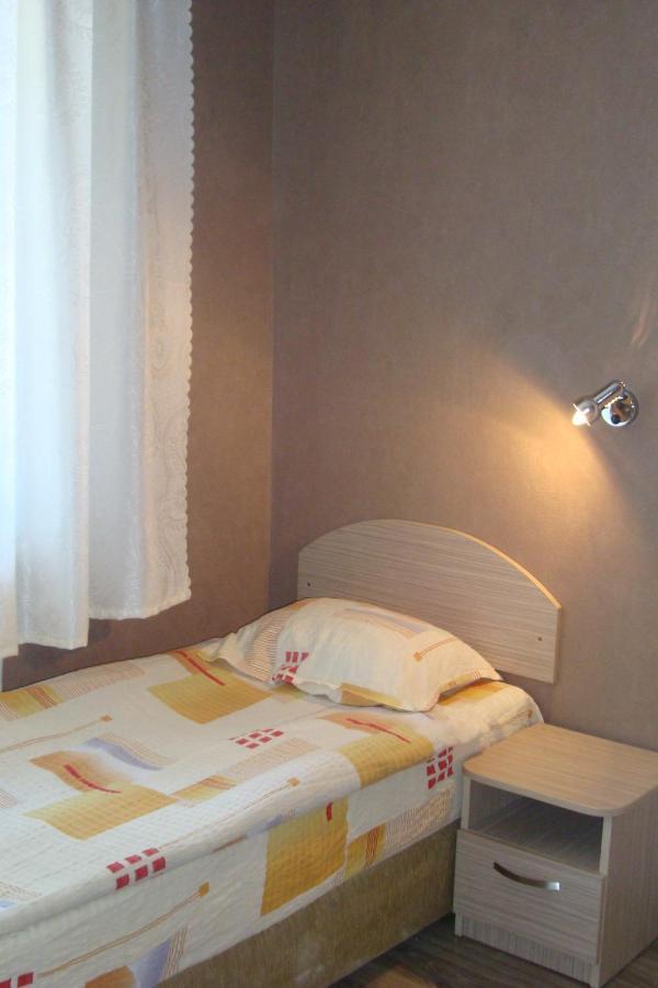 Hotel Maritsa Ljubimec Kültér fotó