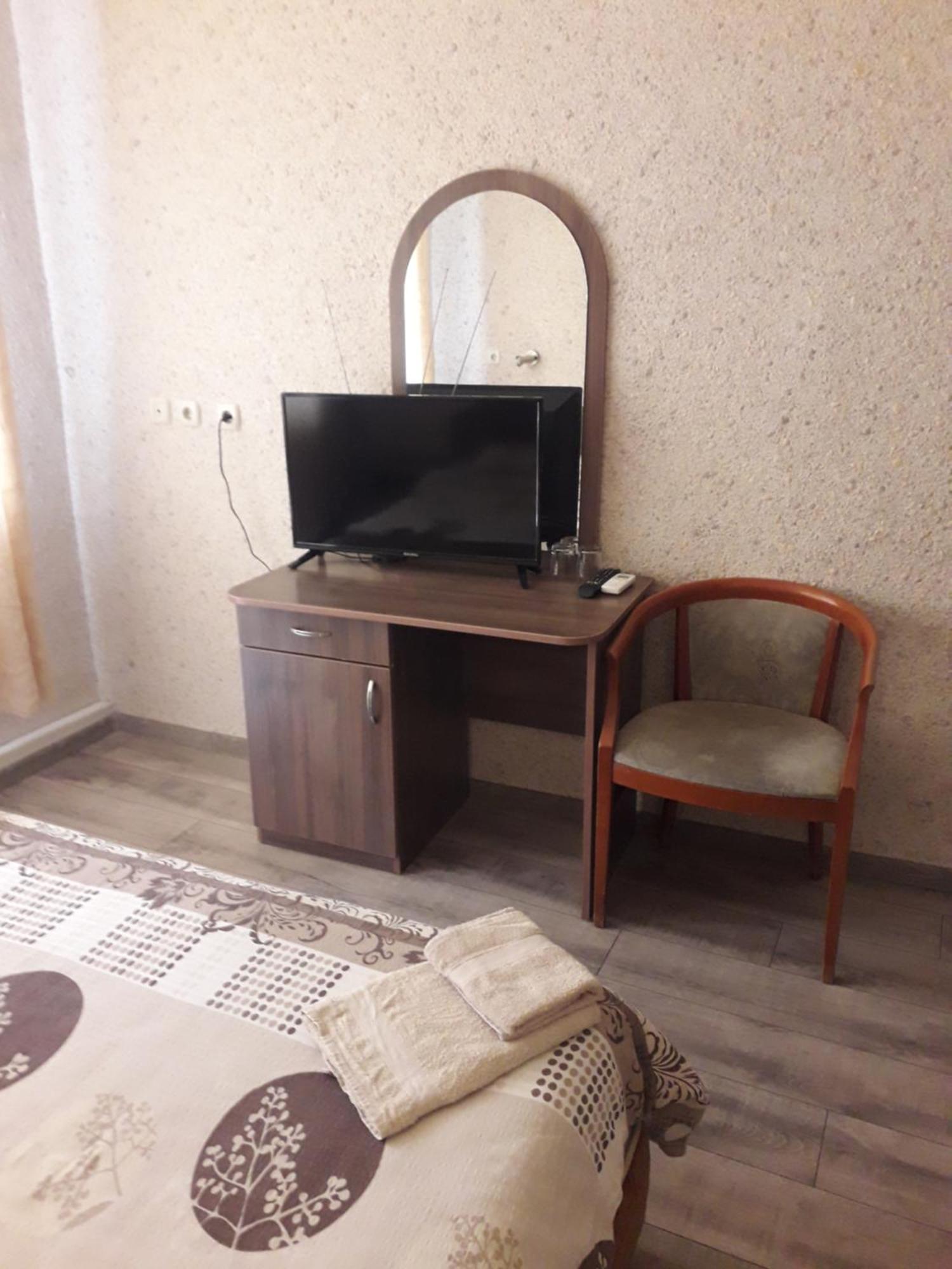 Hotel Maritsa Ljubimec Kültér fotó